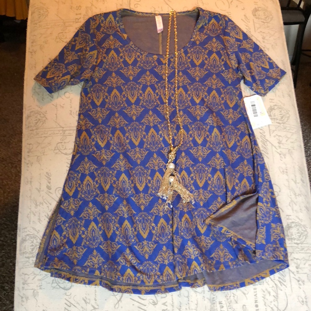 Lularoe perfect t -xs